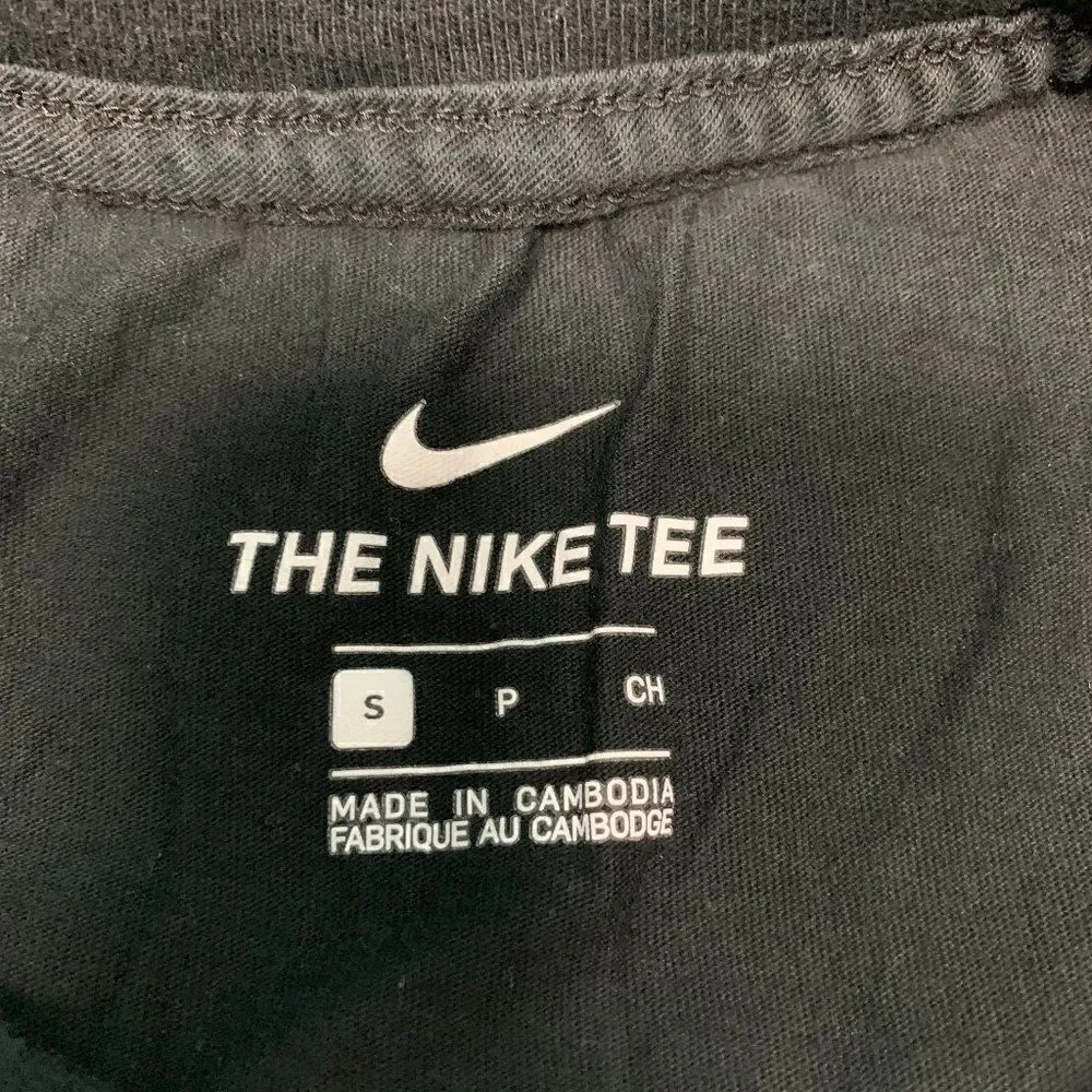 NWOT Nike 
